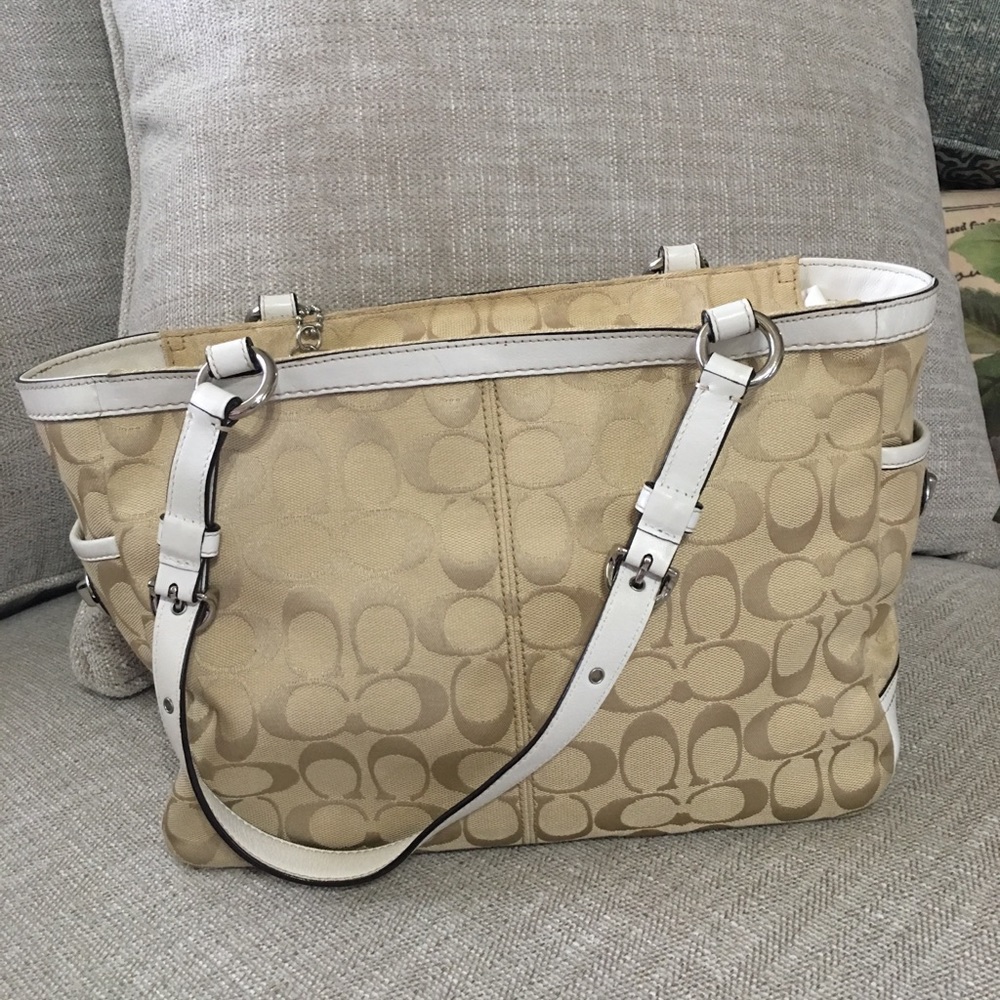 Coach pleaded east west gallery tote - Picture 2 of 5
